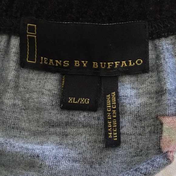 Jeans By Buffalo Floral Print long skirt. - Picture 3 of 3